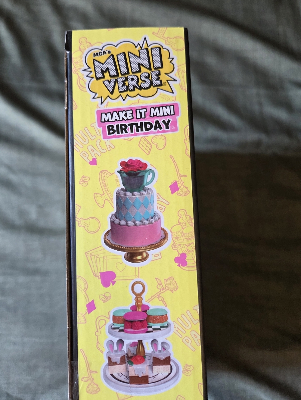 Mini Verse Birthday Party Set - Picture 2 of 3